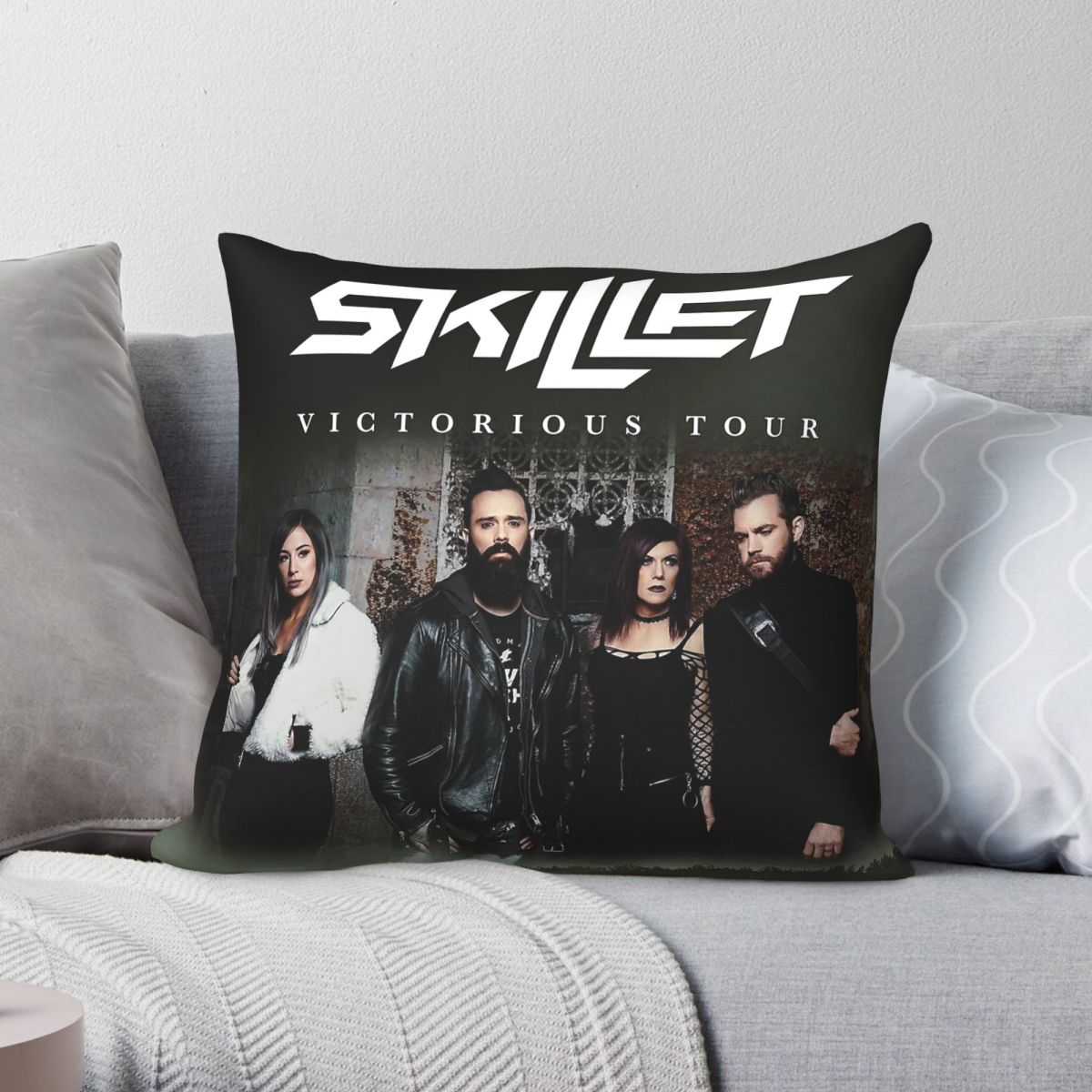 Victory Home Decor - Наволочка Skillet Band Victorious Tour из
