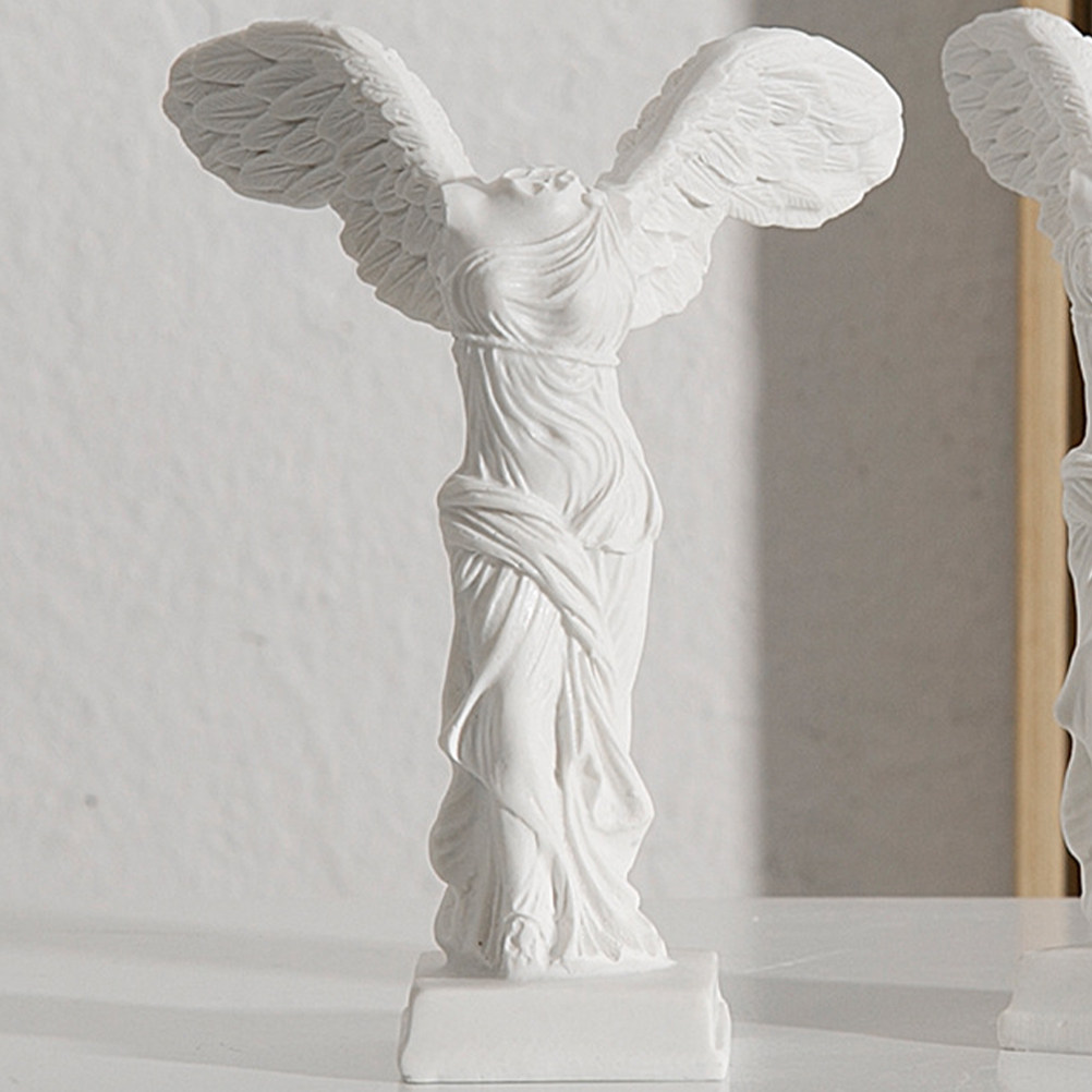 Крылатая Богиня Победы из бело – обзор и цена Victory Home Decor